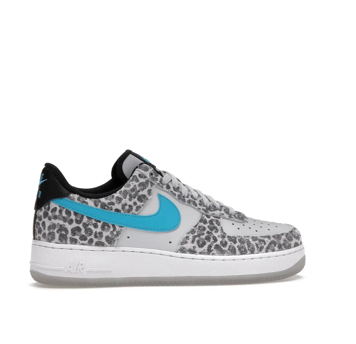Nike AIR FORCE 1 - high-performance athletic footwear with advanced cushioning