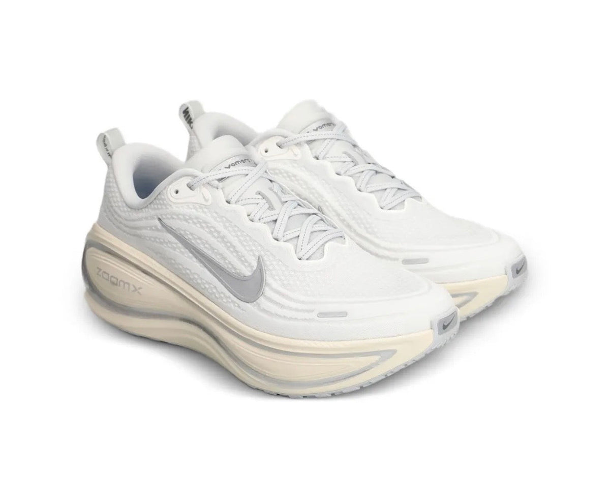Nike Vomero Plus White high-performance athletic footwear White
