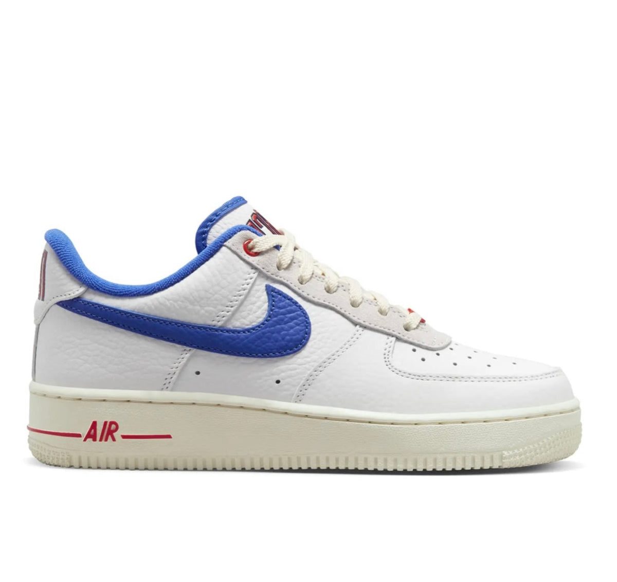 Nike AIR FORCE 1 - high-performance athletic footwear with advanced cushioning