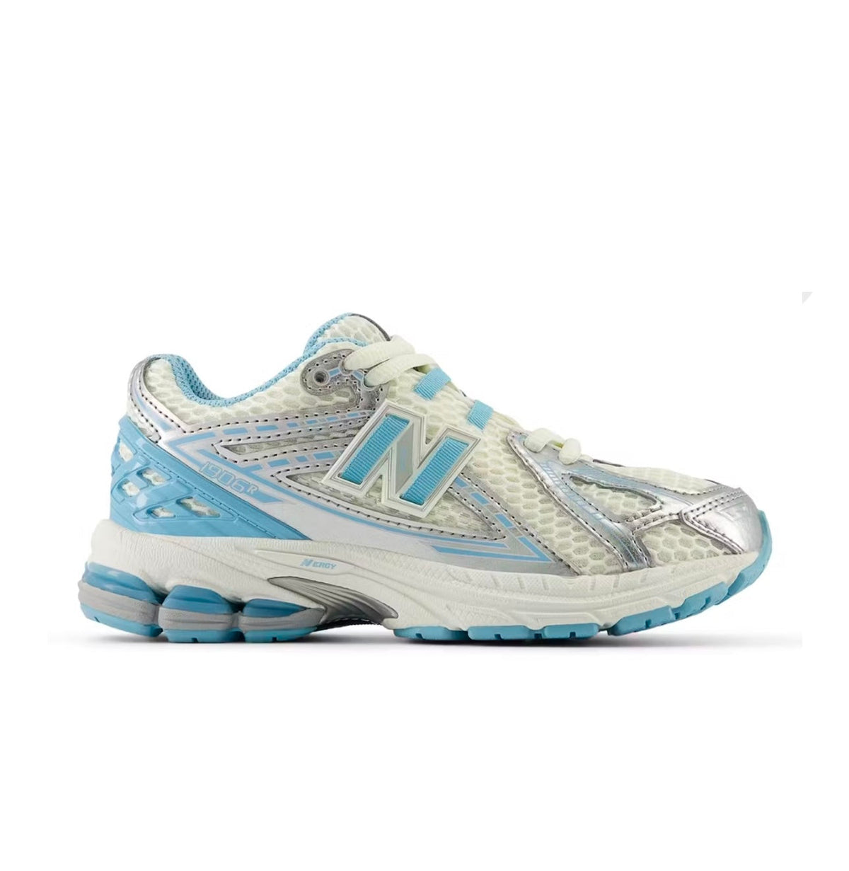 New Balance 1906
Silver Metalic Chrome Blue - high-performance athletic footwear in Blue with advanced cushioning