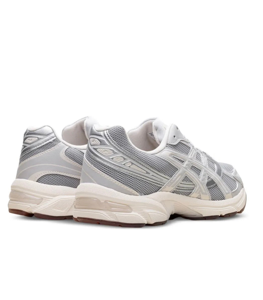 ASICS Gel 1130 green - high-performance athletic footwear in Green with advanced cushioning