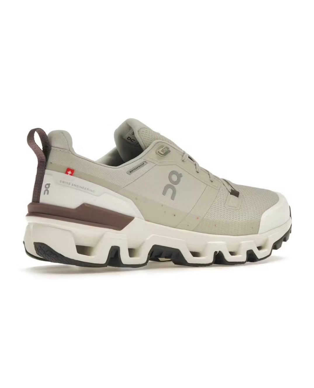 On Cloudwonder Cream - high-performance athletic footwear with advanced cushioning