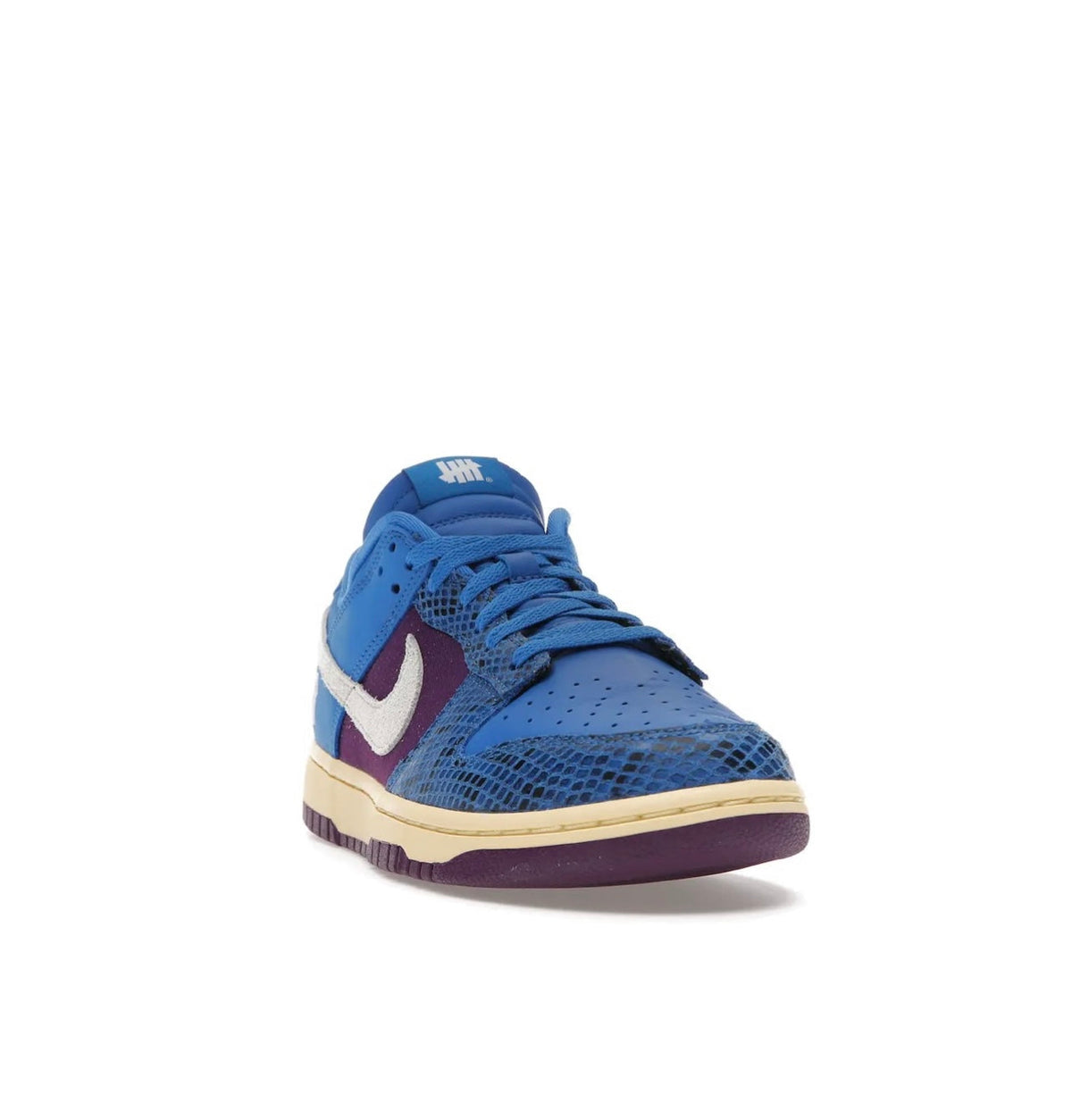 Nike Dunk Low Undefeated 5 On It Dunk vs. AF1 - high-performance athletic footwear with advanced cushioning