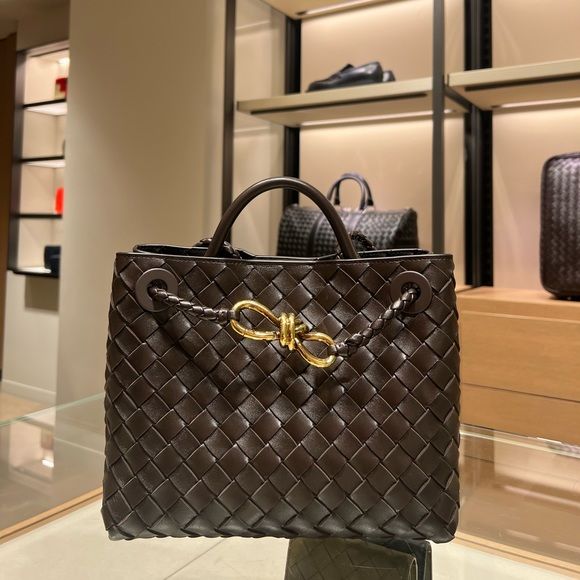 BOTTEGA VENETA