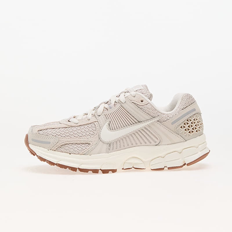 Nike Zoom Vomero 5 Cream