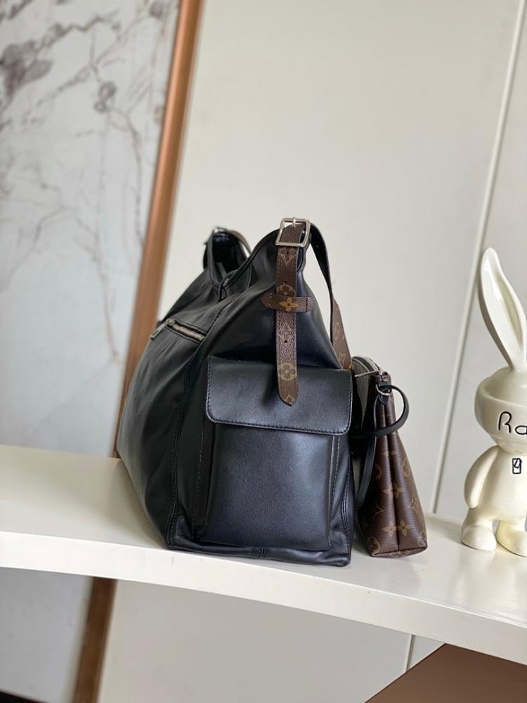 Stylish Monogram Calfskin Shoulder Bag ??Limited Edition