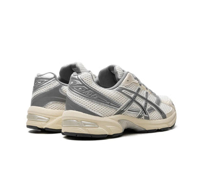 ASICS Gel 1130 silver cream - high-performance athletic footwear in Silver with advanced cushioning