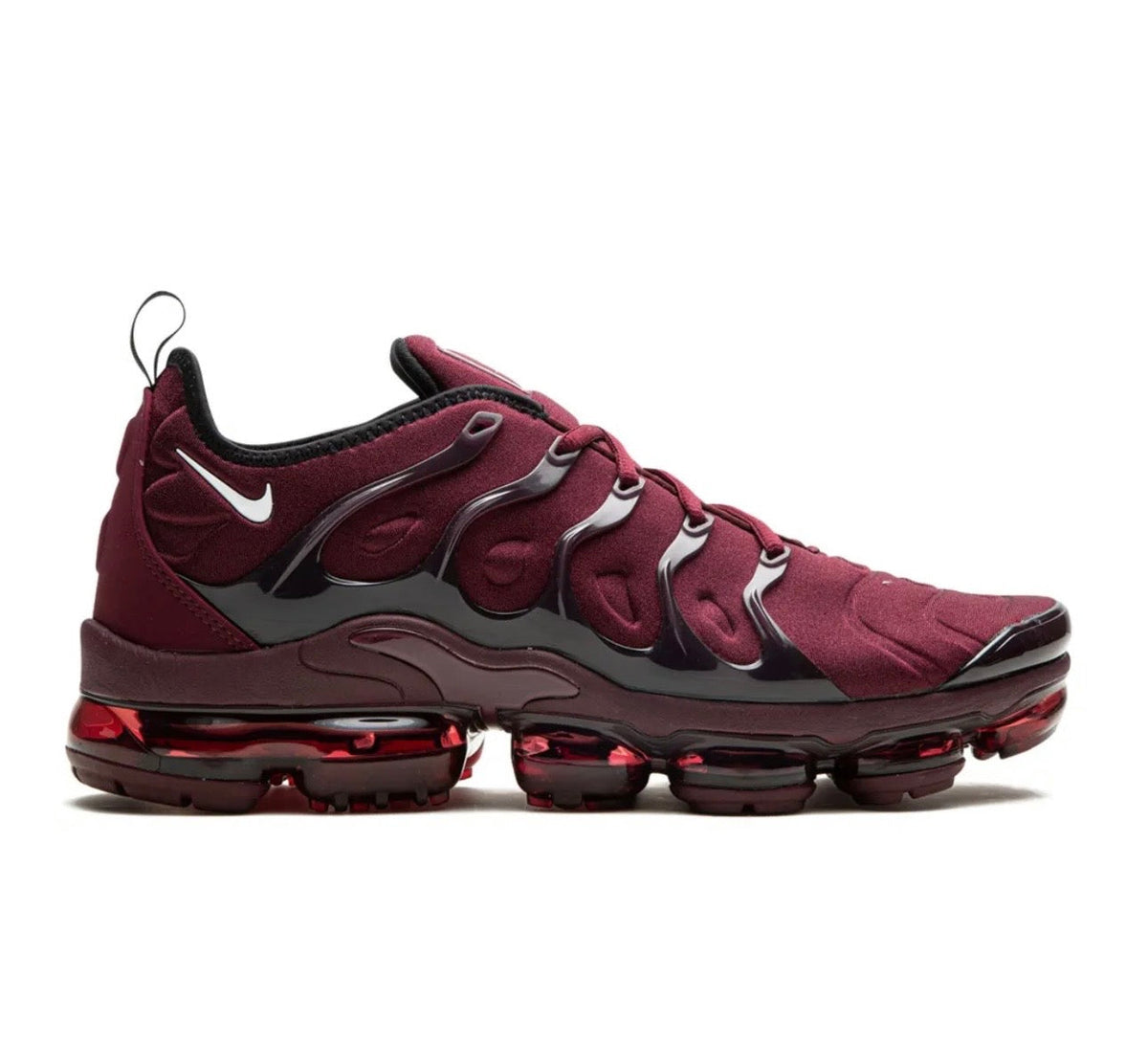 Nike Vapormax cherry - high-performance athletic footwear with advanced cushioning