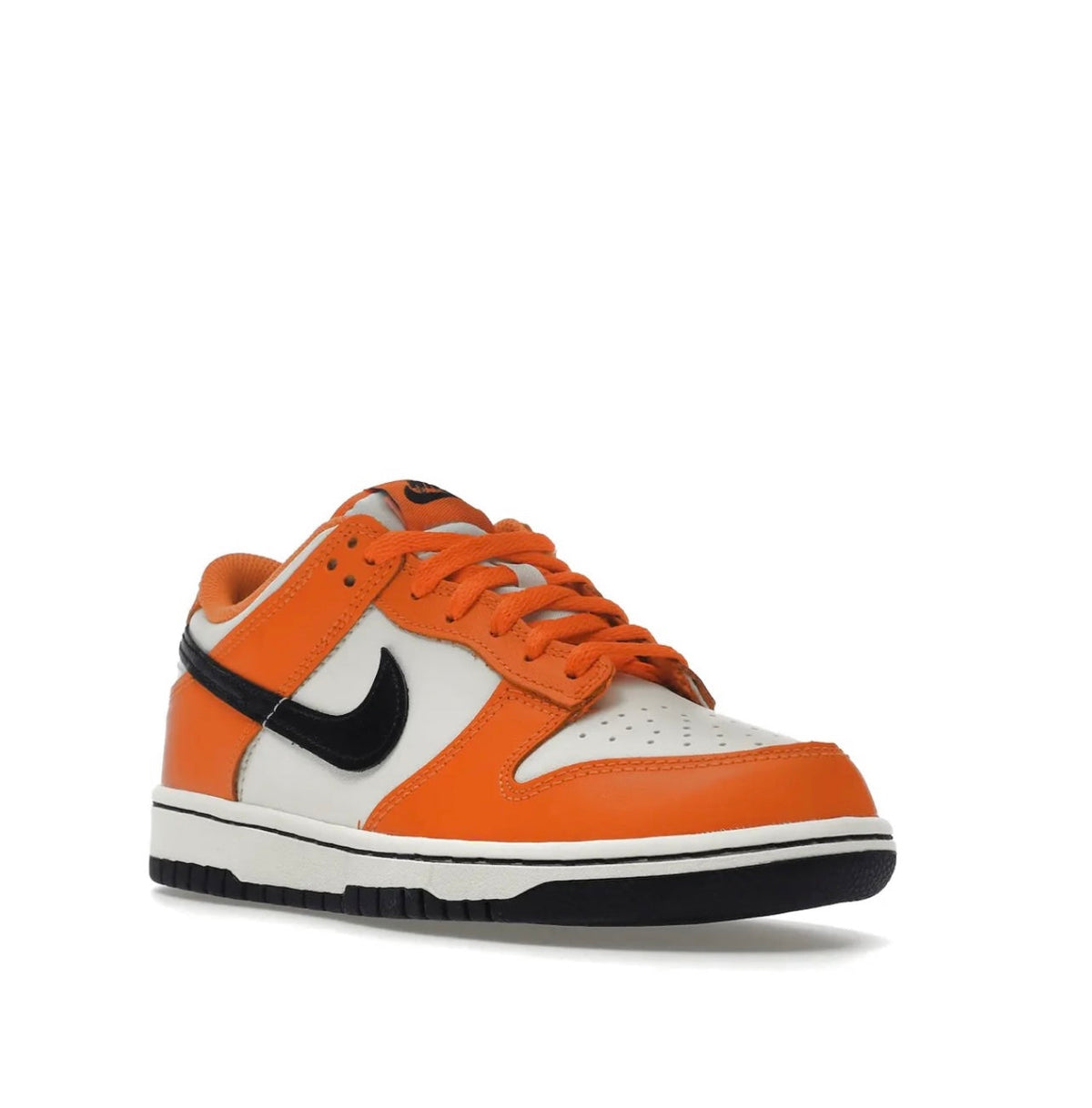 Nike Dunk Low Halloween - high-performance athletic footwear with advanced cushioning