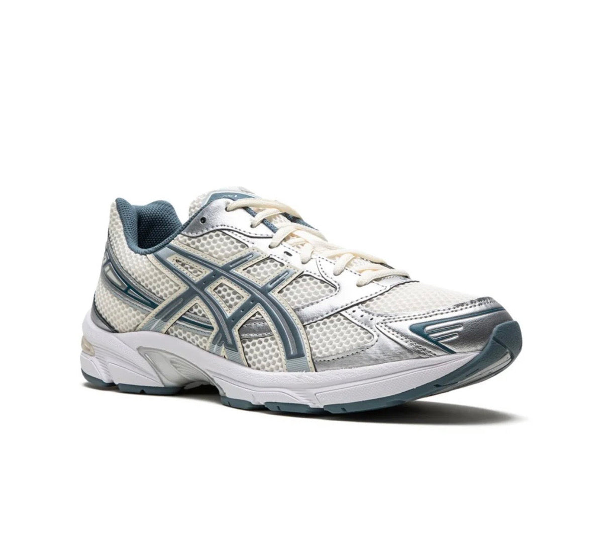 ASICS Gel 1130 silver - high-performance athletic footwear in Silver with advanced cushioning
