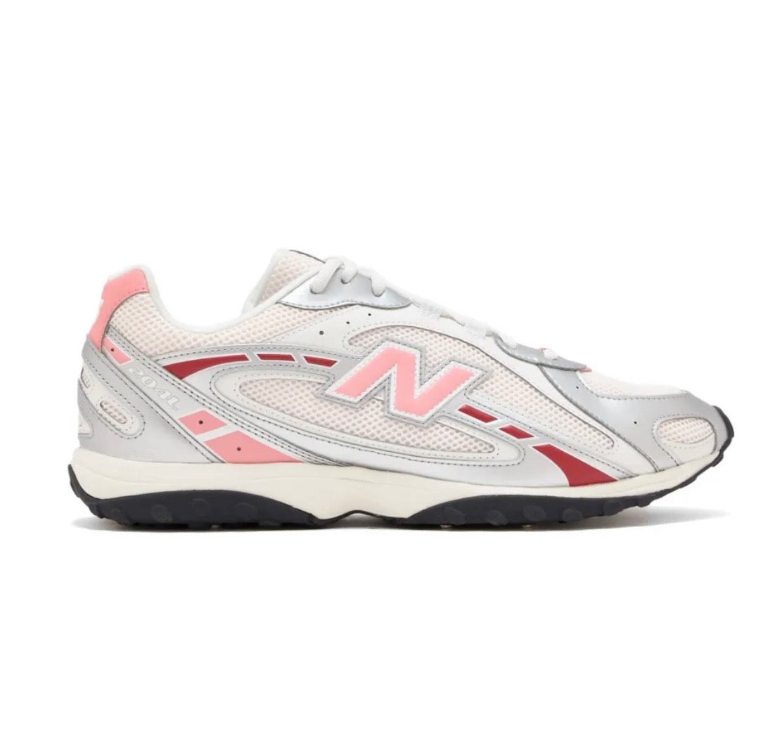 New Balance 204L silver pink - high-performance athletic footwear in Pink with advanced cushioning