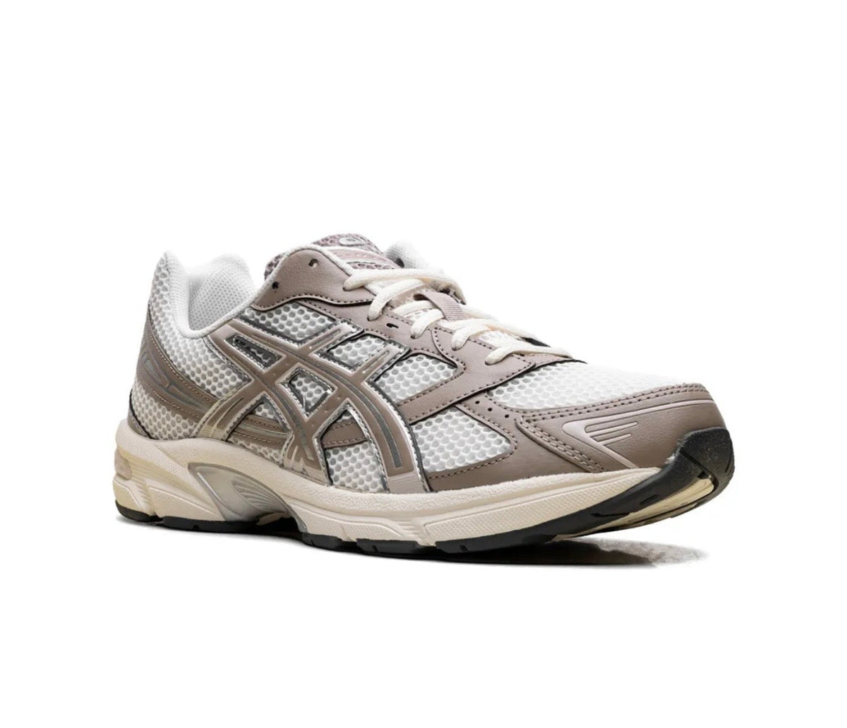 ASICS Gel 1130 brown - high-performance athletic footwear in Brown with advanced cushioning