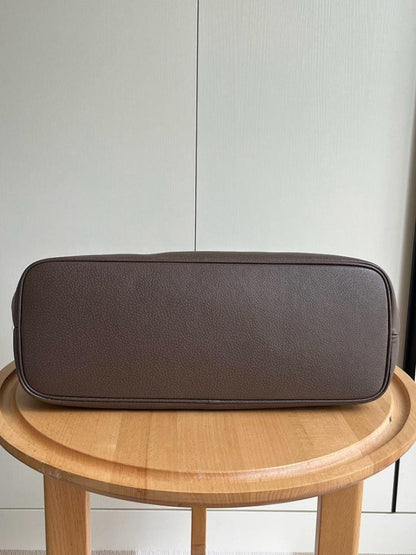 Modern Luxury Shoulder Bag ??Special Edition