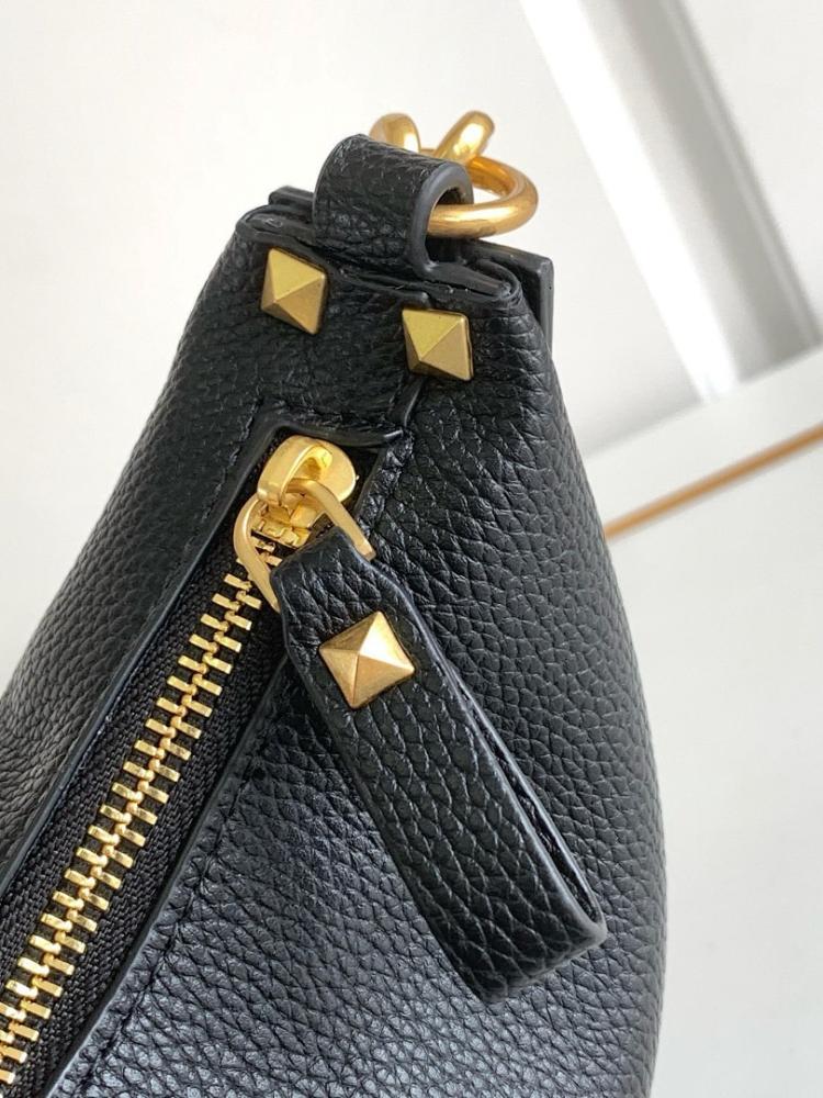 Elegant Calfskin Shoulder Bag ??Limited Edition