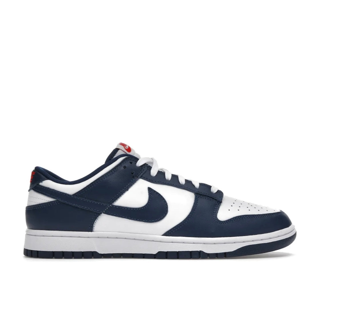 Nike Dunk Low Championship Court - high-performance athletic footwear with advanced cushioning
