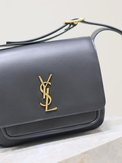 Stylish Calfskin Shoulder Bag ??Limited Edition