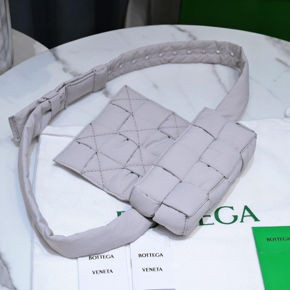 Luxury Stylish Nylon Crossbody Bag ??Limited Edition