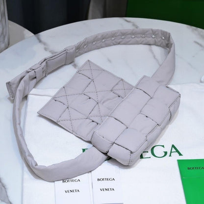 Luxury Stylish Nylon Crossbody Bag ??Limited Edition