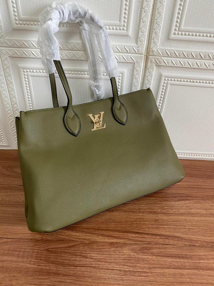 Stylish Gold Quilted Calfskin Crossbody Bag ??Limited Edition