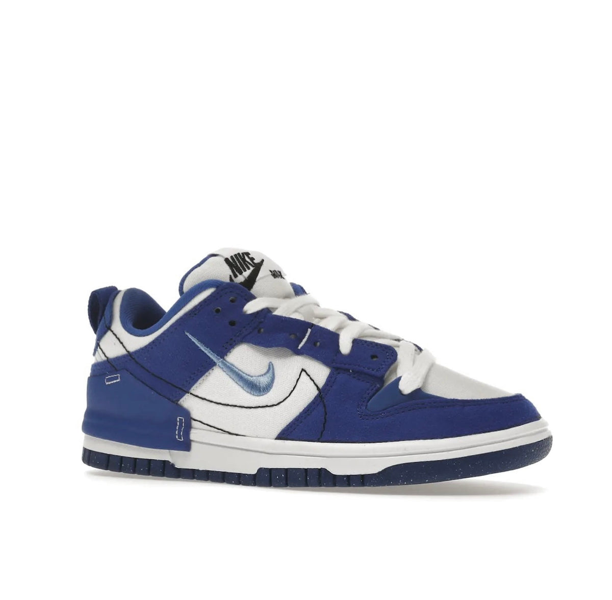 Nike Dunk Low Disrupt 2 - high-performance athletic footwear with advanced cushioning
