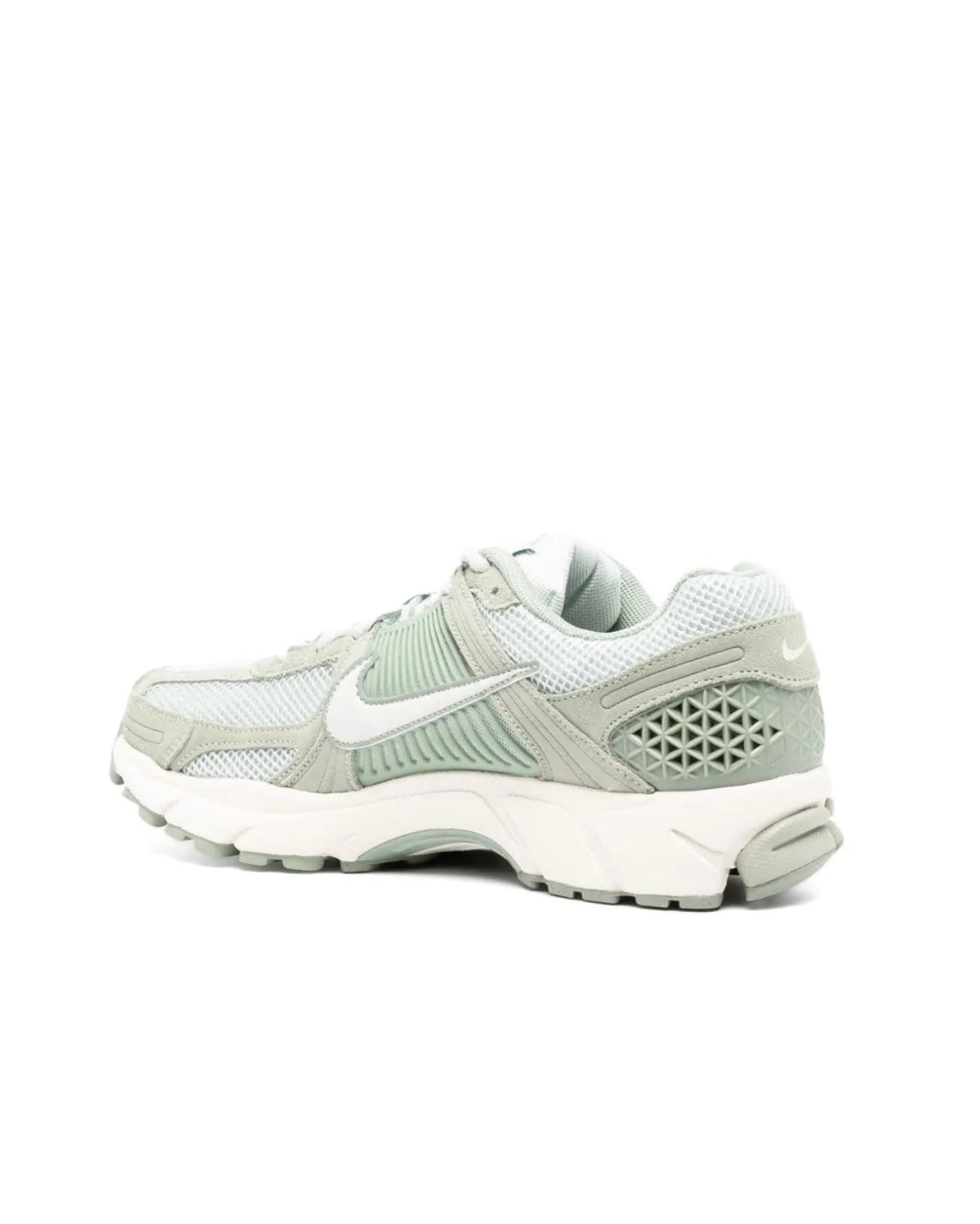Nike Zoom Vomero 5 Mint - high-performance athletic footwear with advanced cushioning