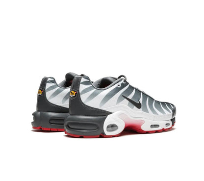 Nike Vapormax grey white red - high-performance athletic footwear in White with advanced cushioning