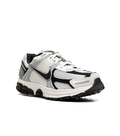 Nike Zoom Vomero 5 Black White - high-performance athletic footwear in Black with advanced cushioning