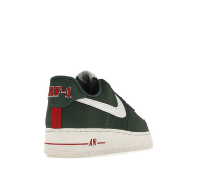 Nike AIR FORCE 1 - high-performance athletic footwear with advanced cushioning