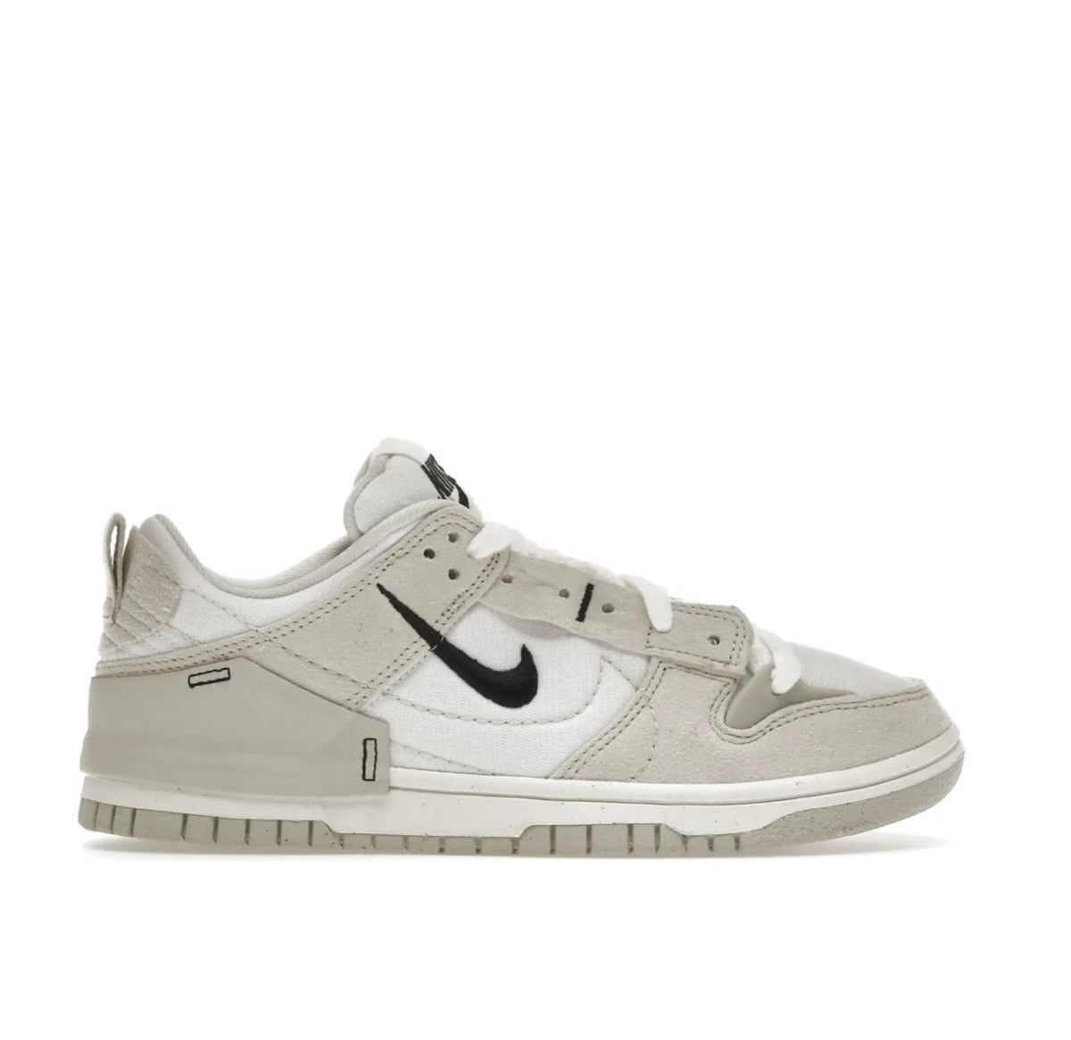 Nike Dunk Low Disrupt 2 - high-performance athletic footwear with advanced cushioning