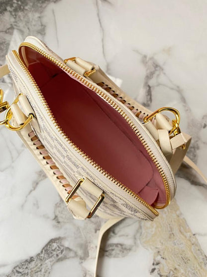 Stylish Woven Calfskin Crossbody Bag ??Limited Edition
