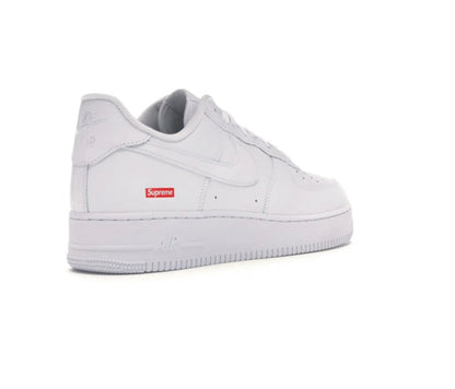 Nike AIR FORCE 1 Supreme