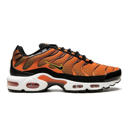 Nike Vapormax orange - high-performance athletic footwear in Orange with advanced cushioning