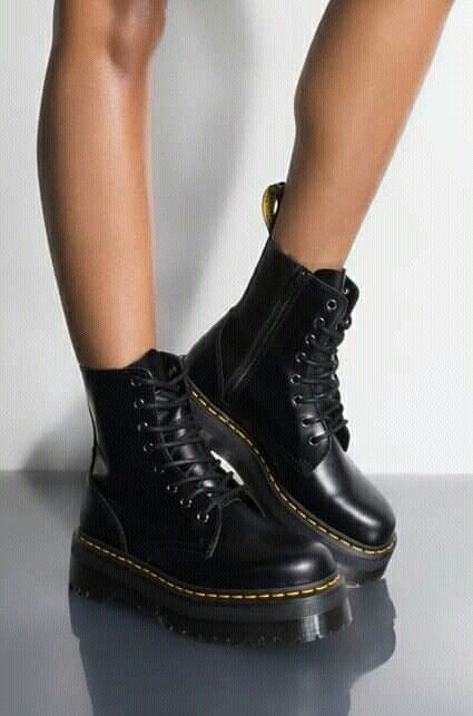 Doctor Martens Boots Platform Black - high-performance athletic footwear in Black with advanced cushioning