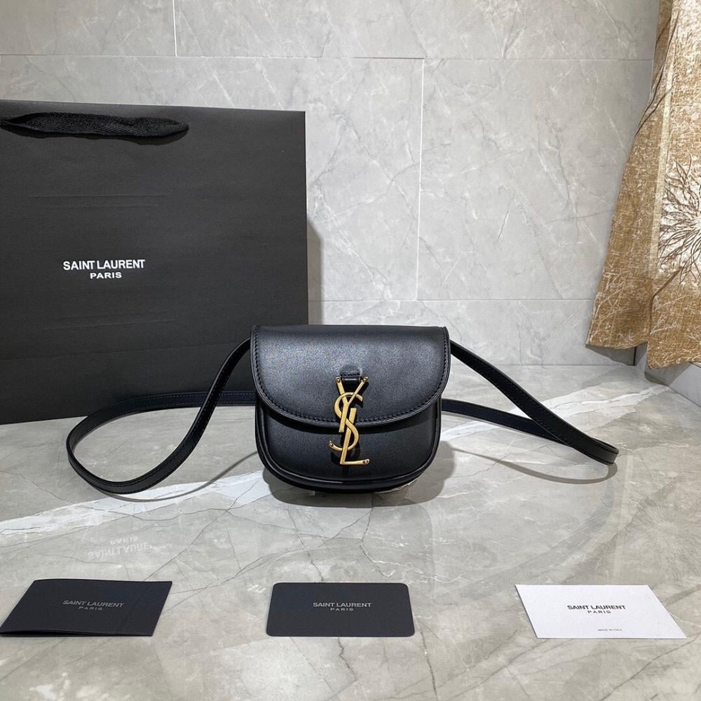 Elegant Stylish Gold Calfskin Bag ??Limited Edition