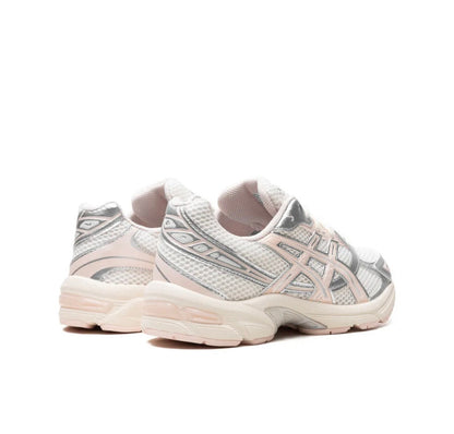 ASICS Gel 1130 silver light pink - high-performance athletic footwear in Pink with advanced cushioning