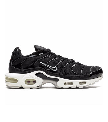 Nike Air max TN White Black - high-performance athletic footwear in Black with advanced cushioning