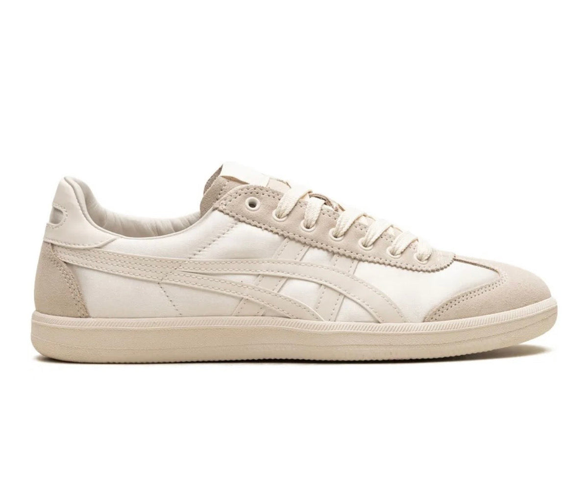 Onitsuka Tiger Tokuten cream - high-performance athletic footwear with advanced cushioning