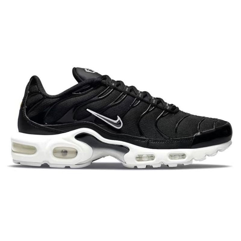 Nike Vapormax black - high-performance athletic footwear in Black with advanced cushioning