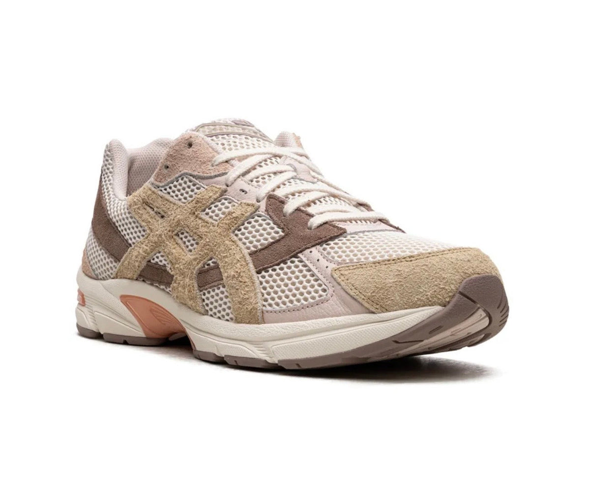 ASICS Gel 1130 brown - high-performance athletic footwear in Brown with advanced cushioning