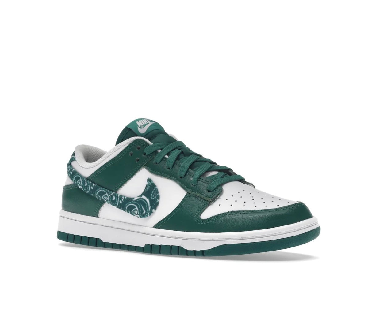 Dunk Low Green Dana - high-performance athletic footwear in Green with advanced cushioning