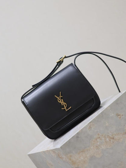 Stylish Calfskin Shoulder Bag ??Limited Edition