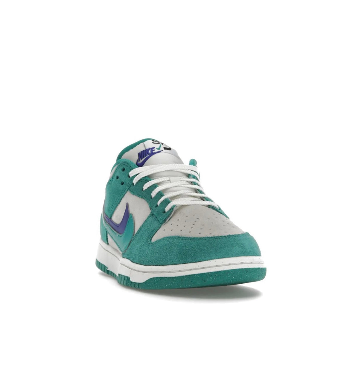 Dunk Low Disrupt Green - high-performance athletic footwear in Green with advanced cushioning