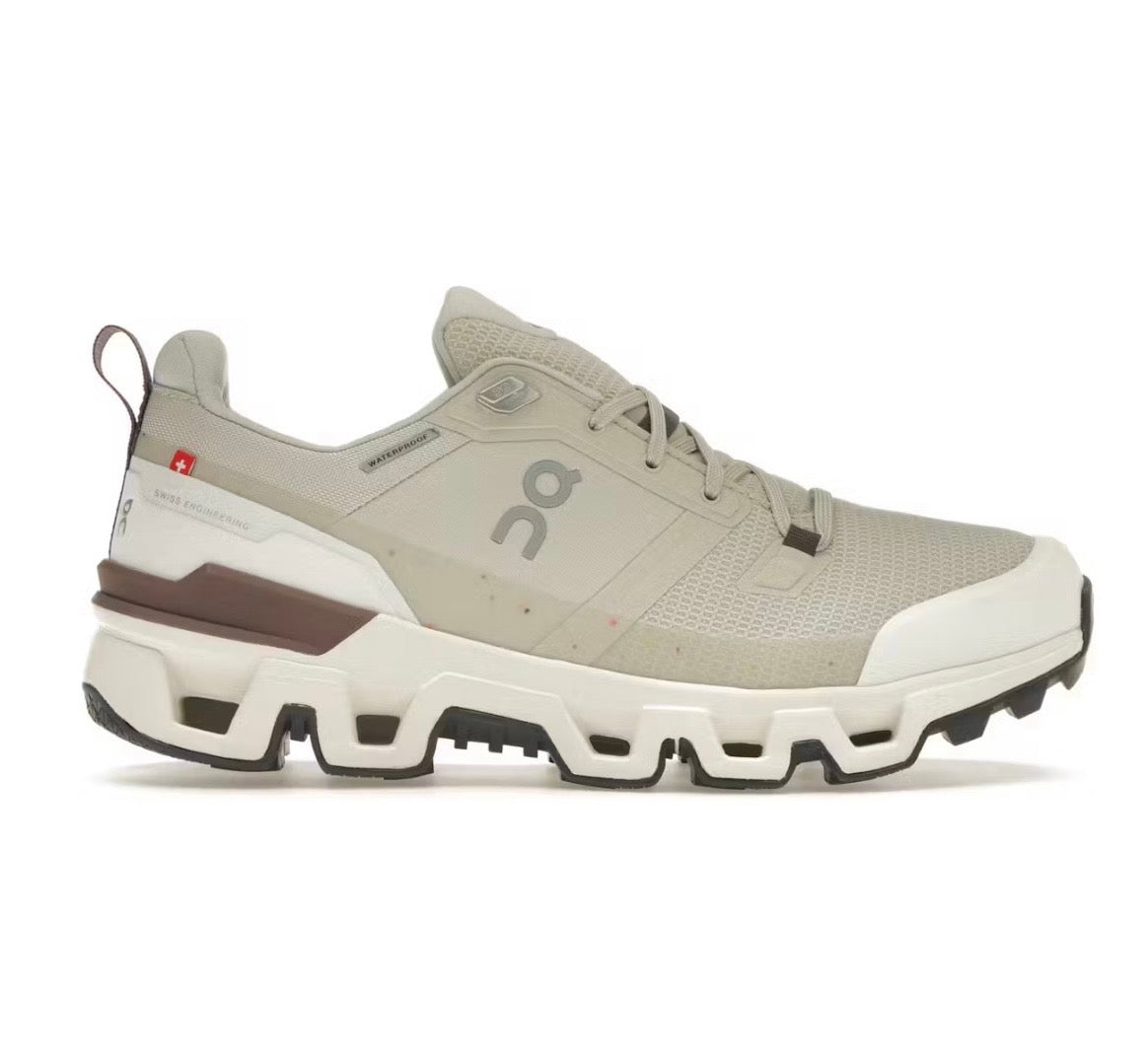 On Cloudwonder Cream - high-performance athletic footwear with advanced cushioning