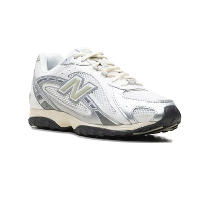 New Balance 204L Silver - high-performance athletic footwear in Silver with advanced cushioning