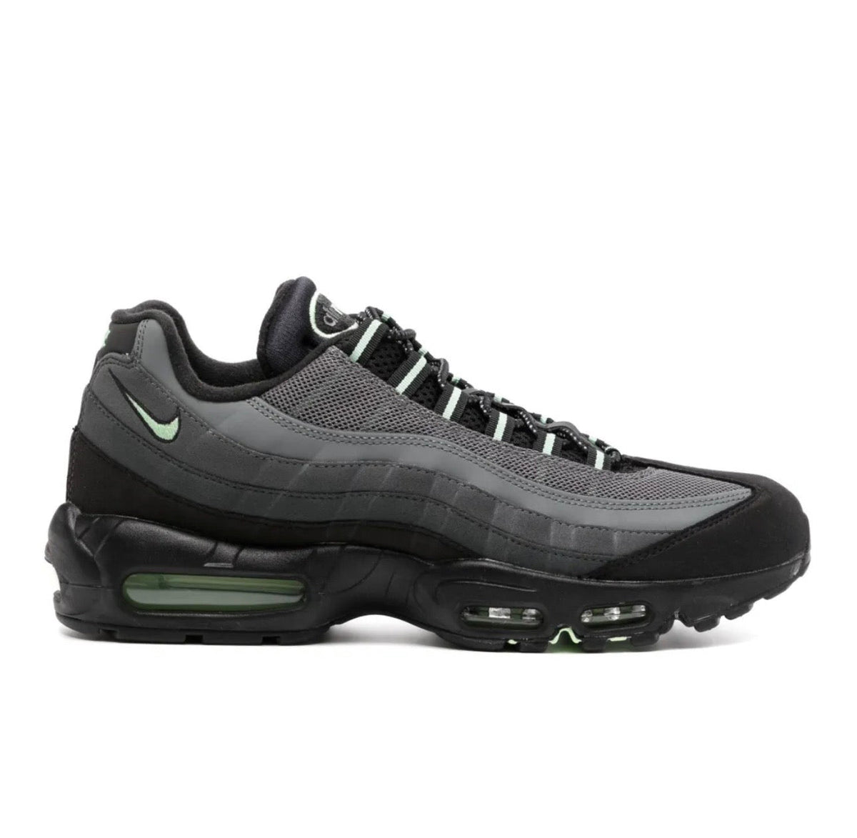 Nike air Vapormax 95?grey black green - high-performance athletic footwear in Black with advanced cushioning