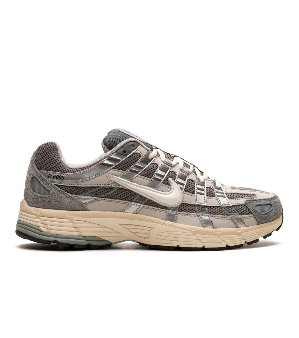 Nike Zoom Vomero 5 Dark Silver - high-performance athletic footwear in Silver with advanced cushioning