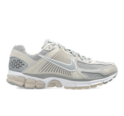 Nike Zoom Vomero 5 Grey - high-performance athletic footwear in Grey with advanced cushioning