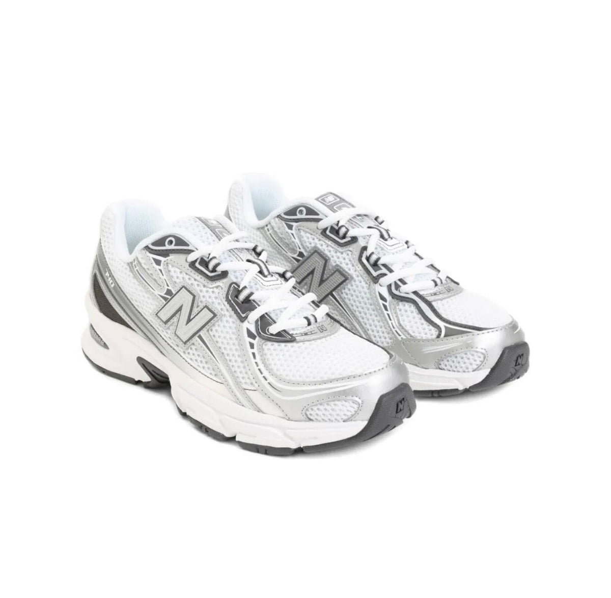 New Balance 740 silver - high-performance athletic footwear in Silver with advanced cushioning