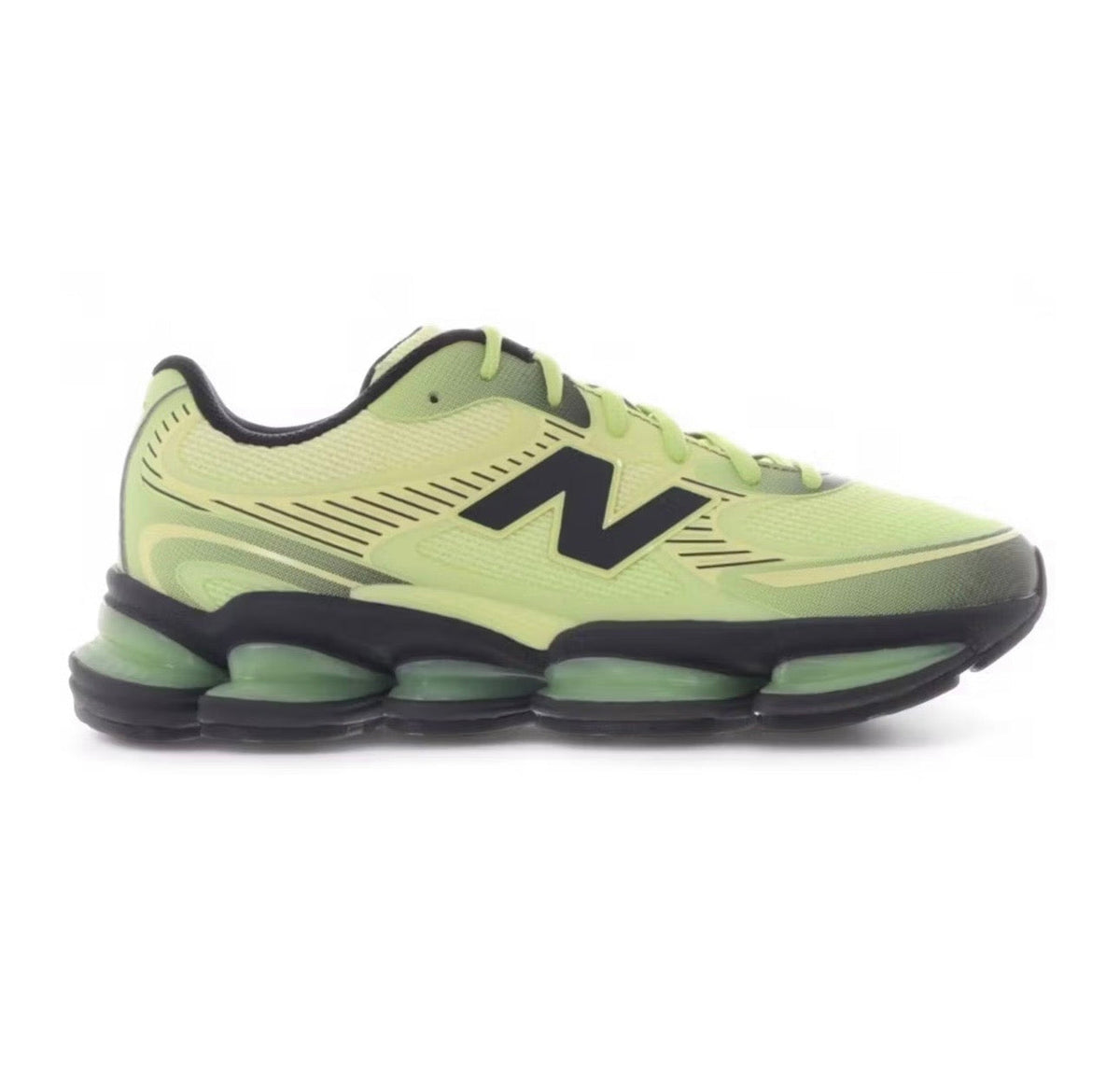 New Balance 2000 Yellow - high-performance athletic footwear in Yellow with advanced cushioning