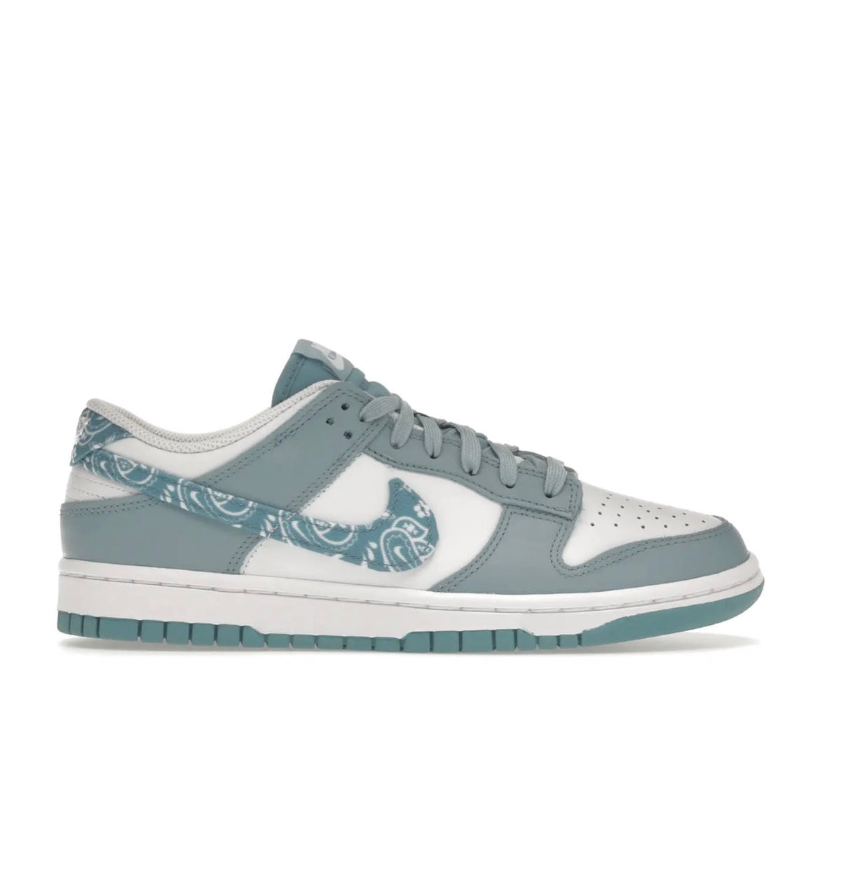 Dunk Low Dana Light Blue - high-performance athletic footwear in Blue with advanced cushioning